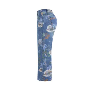 Blauwe damesjeans met bloemenprint, hoge taille en rechte pijpen, zijaanzicht
