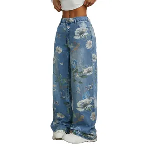 Jean en denim à taille haute, imprimé floral et jambe large pour un style urbain