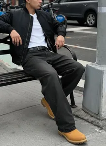 Jeans da uomo a gamba larga in denim grigio scuro in stile streetwear casuale oggi