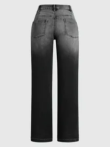 Vista trasera de jeans de mujer de talle alto con degradado negro y gris