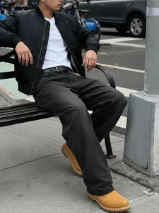 Jeans larghi retrò da uomo in grigio scuro stile streetwear