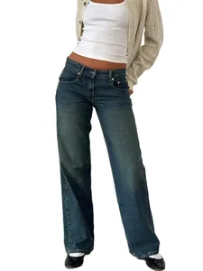 Jean droit classique à taille haute pour femme avec un délavage denim bleu foncé vintage.