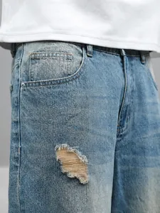 Jeans da uomo taglie forti azzurro con strappi e gamba dritta in stile high street