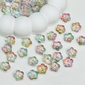 Detail of gradient glass sakura beads, 12x12x7mm size, 1.4g weight, for DIY jewelry
