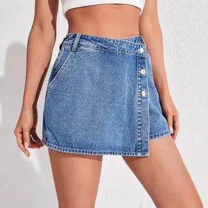 Stijlvolle denim skort met hoge taille en asymmetrisch overslagontwerp voor dames