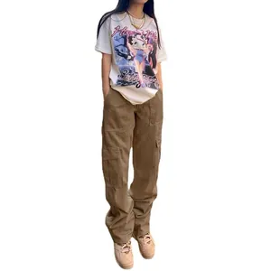 Pantalon cargo kaki à taille haute avec plusieurs poches et jambe droite mode rue
