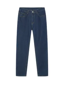 Vue de face d'un jean en denim extensible pour hommes, coupe ajustée bleu foncé