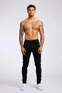 Vue de face d'un jean skinny noir ajusté à taille haute pour homme