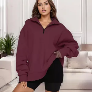 Felpa bordeaux oversize da donna con mezza zip e maniche lunghe per l'autunno