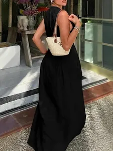 Sleeveless high-waist solid color slim dress for women in elegant black