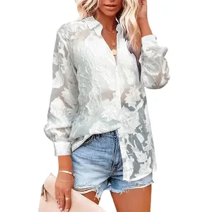 Blouse élégante blanche en tulle jacquard floral à manches longues pour femmes