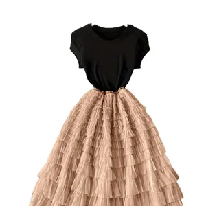 Abito patchwork in tulle a balze in stile francese con vita alta beige e nero