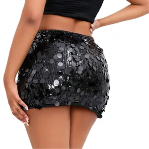 Sexy schwarzer Damen-Minirock mit großen Pailletten für Party und Musikfestivals