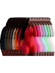 Ensemble de yoga deux pièces pour femmes en plusieurs couleurs avec veste et short