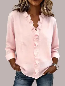 Camicia da donna in cotone e lino rosa con scollo a V e volant a maniche lunghe
