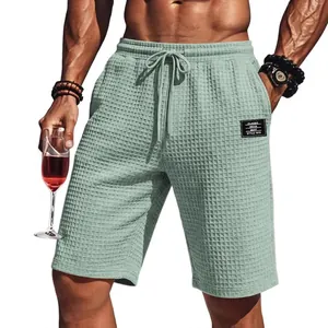 Stylische Herren-Shorts aus Waffelstruktur in Minzgrün mit Kordelzug für den Sommer