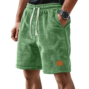 Pantalones cortos informales verdes para hombre de punto gofrado con cordón ajustable