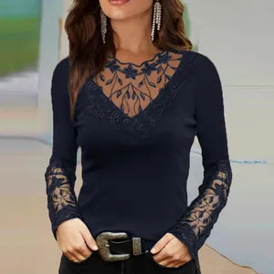 Elegantes marineblaues Langarmshirt mit V-Ausschnitt-Spitze und transparenten Ärmeln