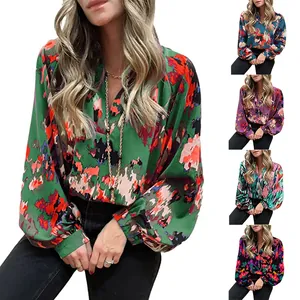Camisa bohemia de mujer con cuello en V y mangas farol con estampado abstracto