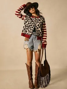 Damen-Strickjacke mit Leopardenmuster und Streifen im modernen Boho-Western-Stil