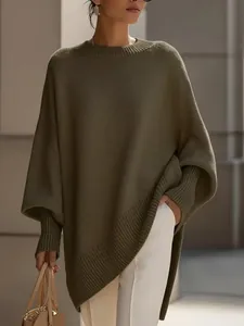 Maglione in maglia verde oliva a girocollo con maniche a pipistrello per donna ampia