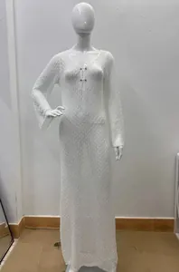 Elegantes weißes Häkel-Strandkleid Maxi mit langen Ärmeln und V-Ausschnitt für Damen