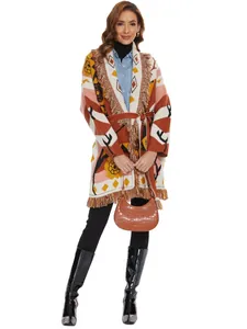 Elegante cardigan in maglia boho retro con motivo floreale, frange e cintura da donna