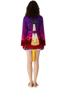 Retro-Strickjacke aus Lila Wollmischung mit UFO-Jacquardmuster und Fransen