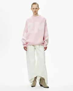 Oversize-Strickpullover in Pink mit großem weißen Buchstaben-Jacquard