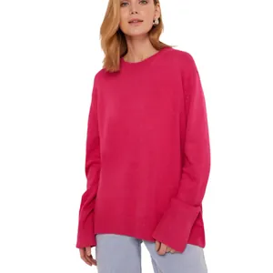 Pull en maille oversize magenta pour femme avec col rond pour l'automne et l'hiver