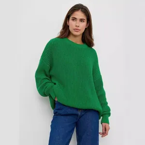 Cozy women's loose green crewneck knit sweater for autumn and winter fashion styles.