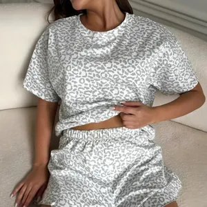 Women's Leopard Print Pajama Set Casual Round Neck Short Sleeve Top And Bottom Loungewear Sleepwear Summer Home Clothes