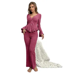 Rosafarbenes geripptes Lounge-Set für Damen mit V-Ausschnitt Strickjacke und weiter Hose