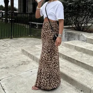 Stylish high-waist leopard print maxi skirt for a chic and fashionable summer look.