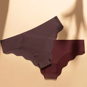 Culottes sans couture en soie glacée à bords festonnés, violet foncé et bordeaux