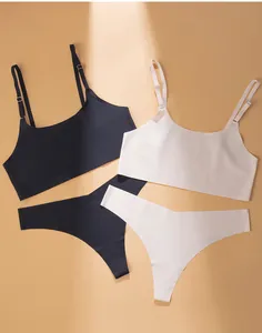Seamless breathable lingerie set with wireless camisole bra and matching thong in two colors.