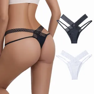 String Sexy pour Femmes en Soie Glacée avec Design Ajouré Taille Basse Fines Brides G-String Respirant Lingerie Séduisante