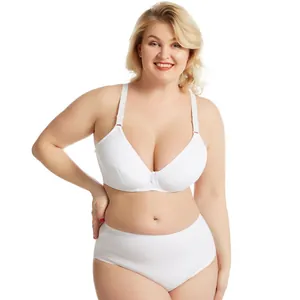 Conjunto de sujetador deportivo blanco de talla grande con copas completas suaves