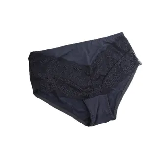 Culotte sans couture noire grande taille pour femmes avec dentelle élégante à la taille