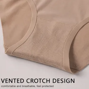 Corrigerende slip met hoge taille en ademend kruisontwerp in huidskleurige tint