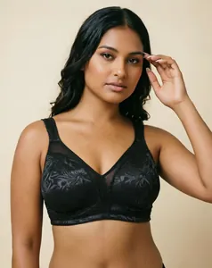 Plus size wire-free lace bra with elegant floral jacquard embroidery for women