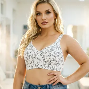 Comfortable plus size wireless floral print bra featuring wide straps for women