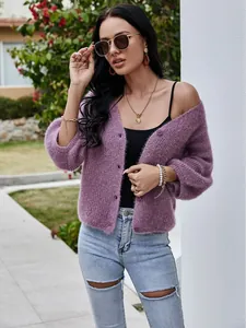 Chic purple V-neck knitted cardigan with loose three-quarter sleeves