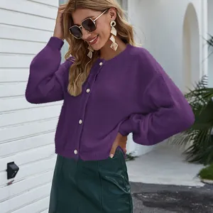 Elegante cardigan in maglia viola a maniche lunghe con bottoni bianchi da donna
