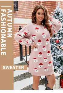 Vestido de punto rosa festivo con motivos de Papá Noel para un gran estilo navideño.