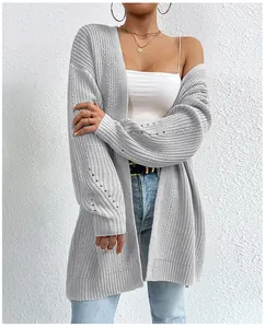 Cardigan grigio aperto a maglia grossa con design dalla vestibilità rilassata