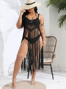 Robe de plage au crochet noire grande taille avec franges et ajours