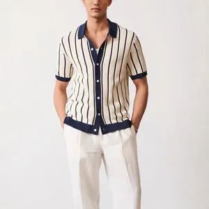 Men's vertical striped short-sleeved knitted polo shirt with button-up collar