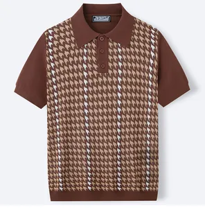 Detailed view of men's houndstooth knitted polo shirt with brown contrast collar