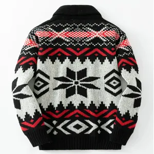 Gebreid herenvest met vintage Scandinavisch patroon achteraanzicht zwart rood wit
